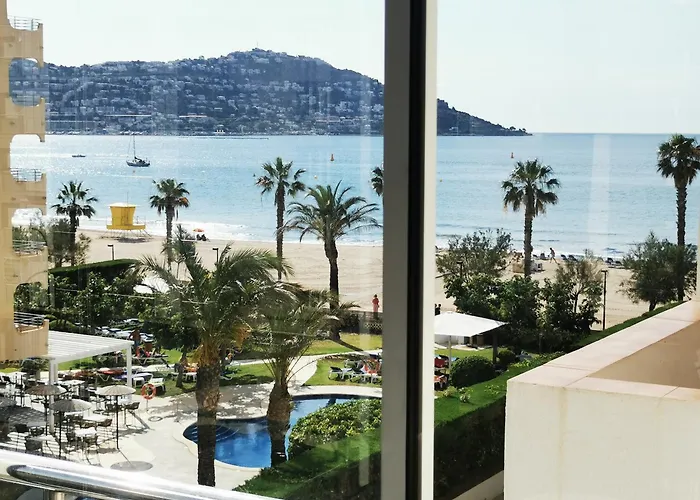 Spacieux Appartement Rose Front Mer Et Piscine